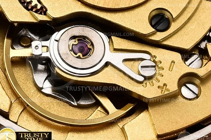 0521 ROLGMT133 – GMT II Snug 968